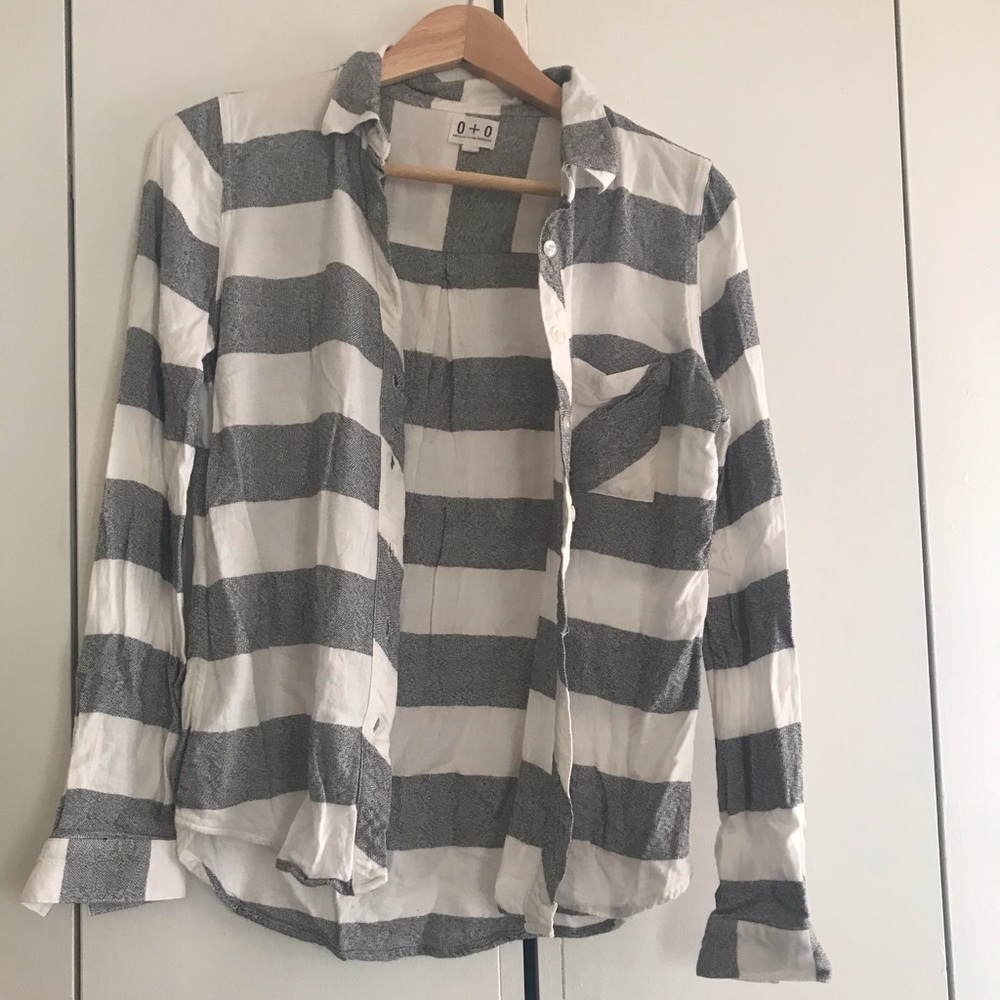 Stitch fix shirt size small